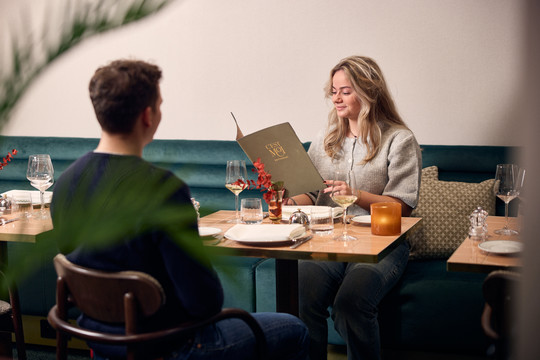 restaurant